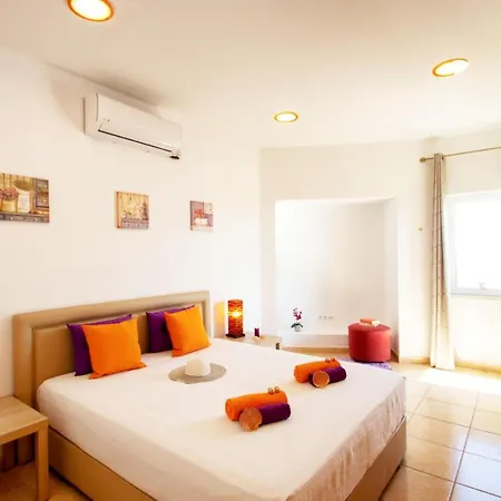 Saint Martin - Refugio Familiar Com Piscina Aquecivel E Bbq Em فيلة